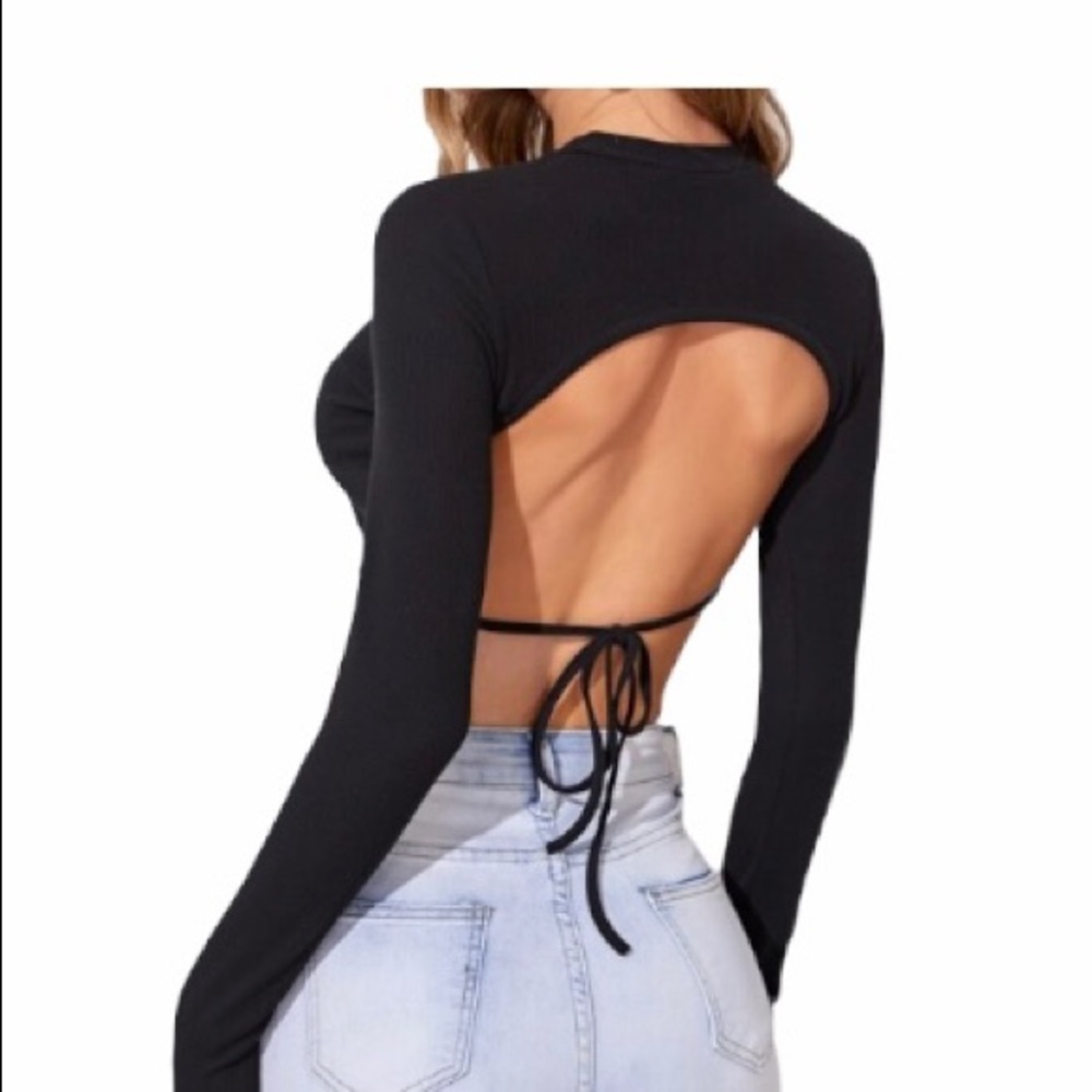 KEYHOLE Knit Top